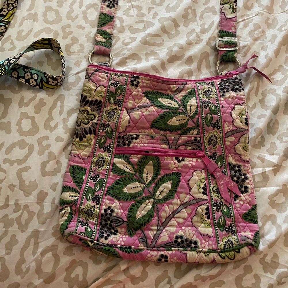 Vera Bradley Purse 
worn a few times
#verabradley